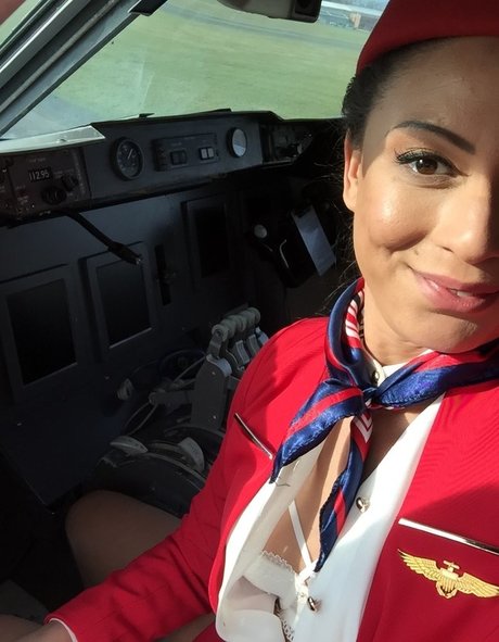 Cassie Del Isla star du porno parfaite galeries