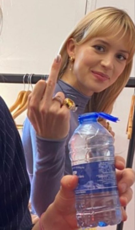 Angele Van Laeken étoile sympa archive