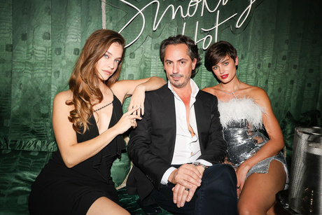 Barbara Palvin étoile nue collection