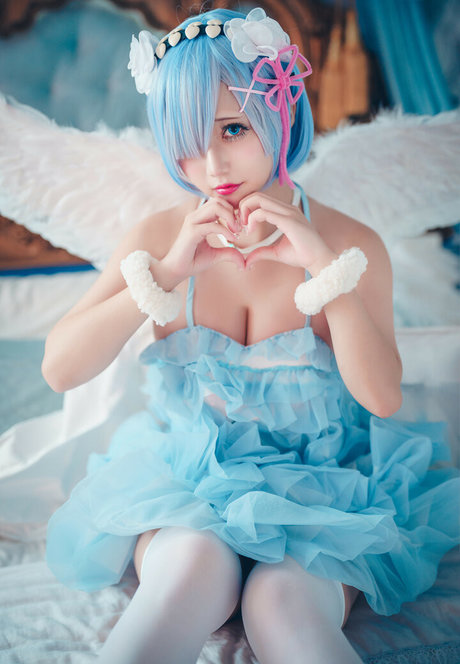 lesbiennes strapon onlyfans gratuit de haute qualité images