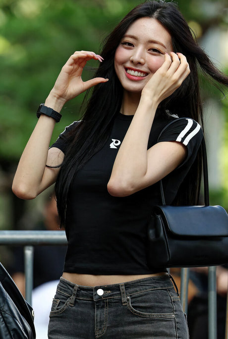 itzy all in us actrice libre galerie