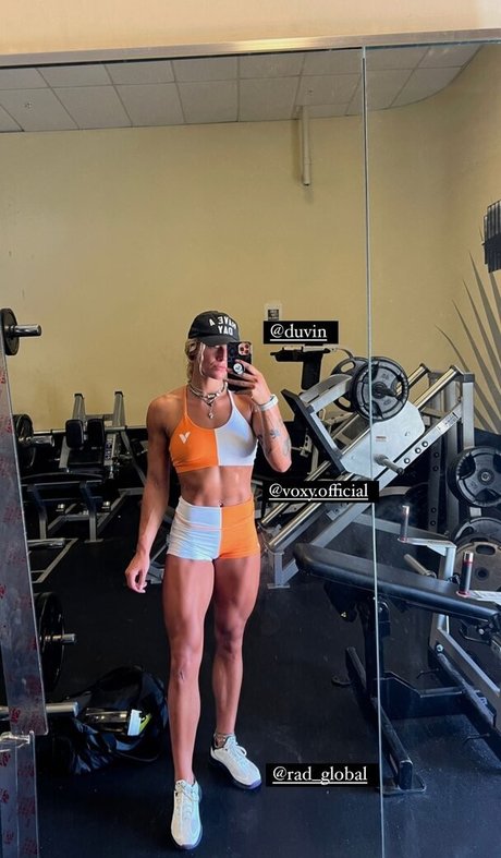 Sol Ruca star du porno chaud archive