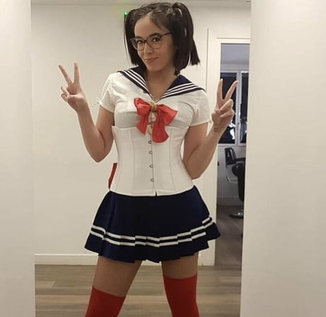 Agathe Auproux étoile xxx des photos
