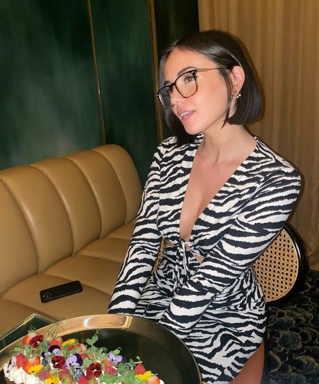 Agathe Auproux modèle érotique photo