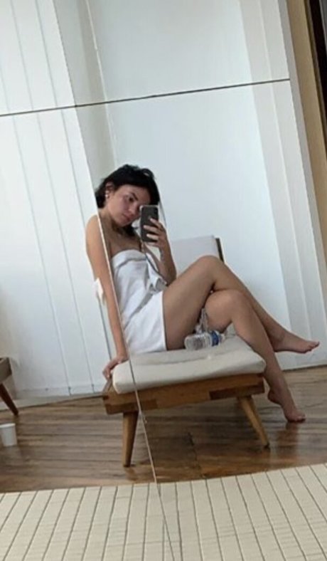 Agathe Auproux modèle sexy collection