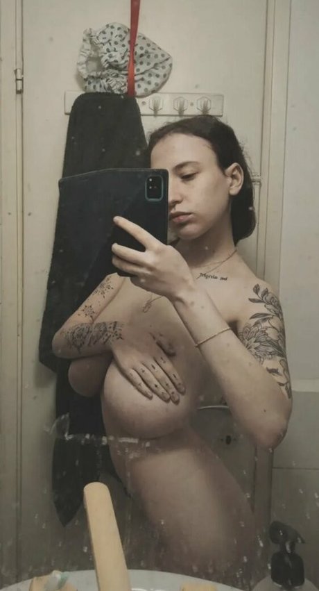 Yasmin avrahami modèle xxx galerie