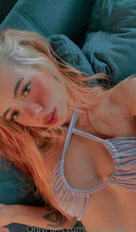 fille asiatique dà côté onlyfans plutôt sexy galeries