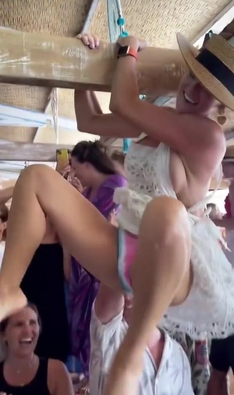 Luisa Zissman modèle sympa img