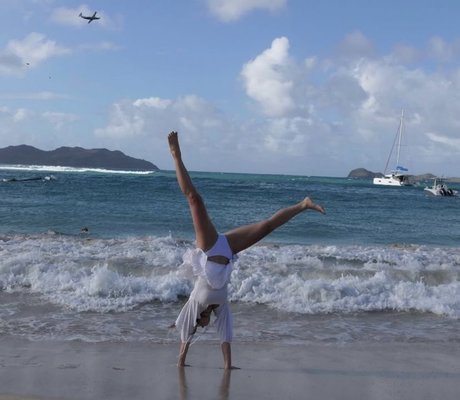 Luisa Zissman star érotique galerie