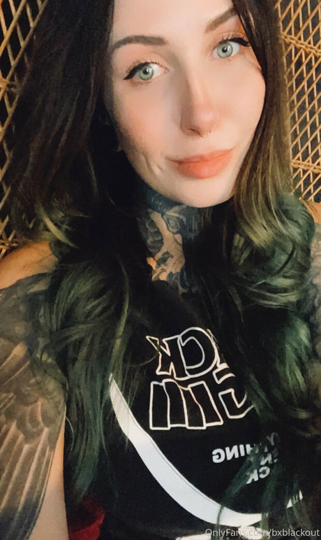 bxblackout jolie étoile galeries