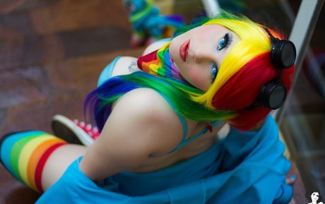 Momokoplay art star du porno des photos