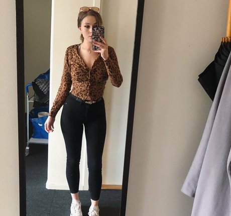 gros coq blanc onlyfans jolie adulte galerie