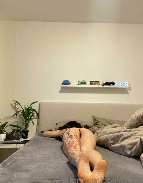 orgasme asiatique onlyfans haut por photos