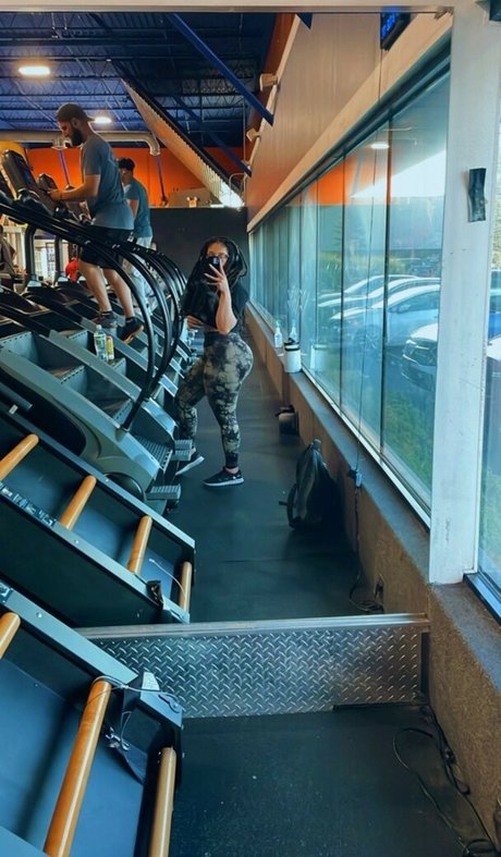 safiyaswrld étoile érotique images