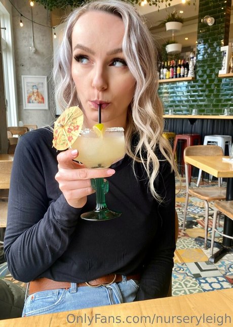 nurseryleigh star du porno adulte photos