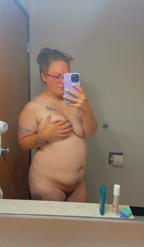 sunflowerbabe2297 modèle pornographique collection