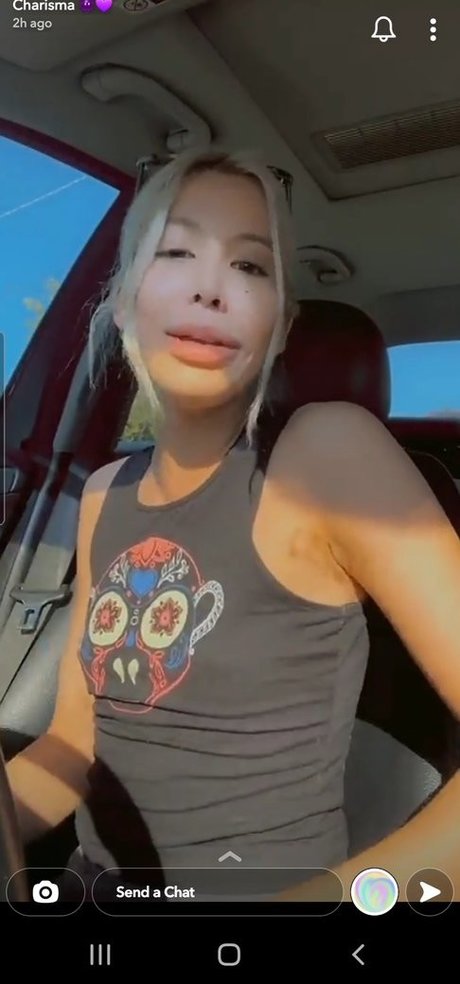 Charisma Kain étoile nue images