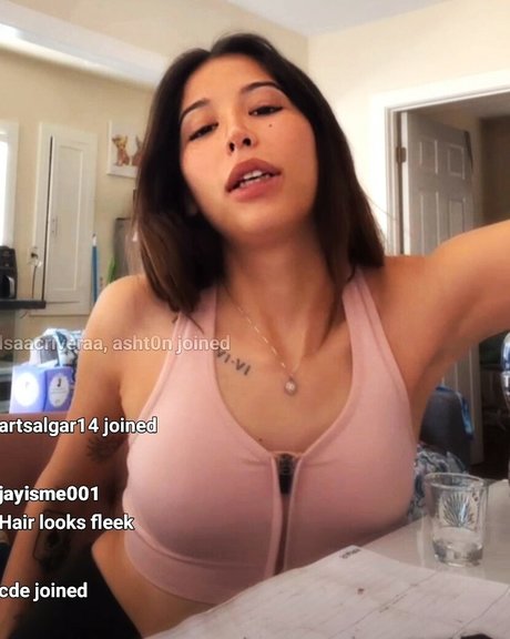 Charisma Kain star du porno gratuit photo