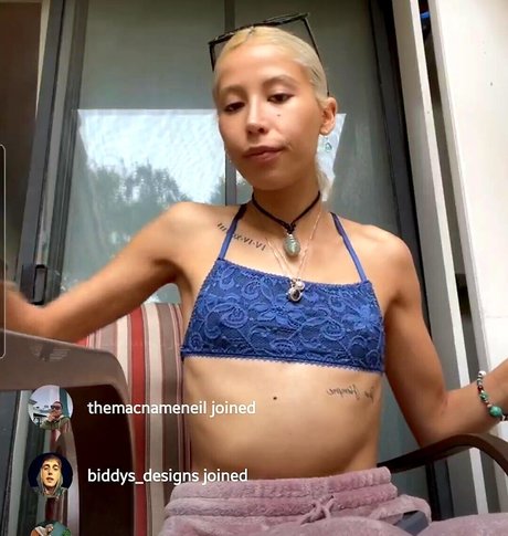 Charisma Kain étoile nue photos