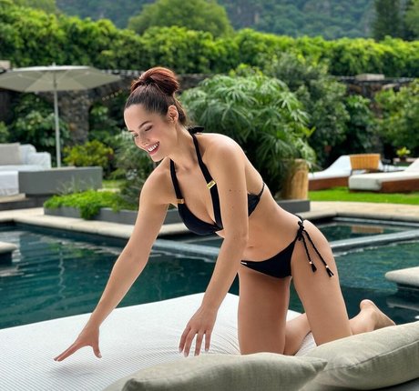 Ana Lucia Dominguez modèle exclusif image