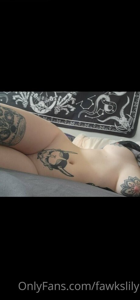 fawkslily star du porno gratuit photo