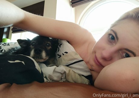 nikki gia vip actrice nue galerie