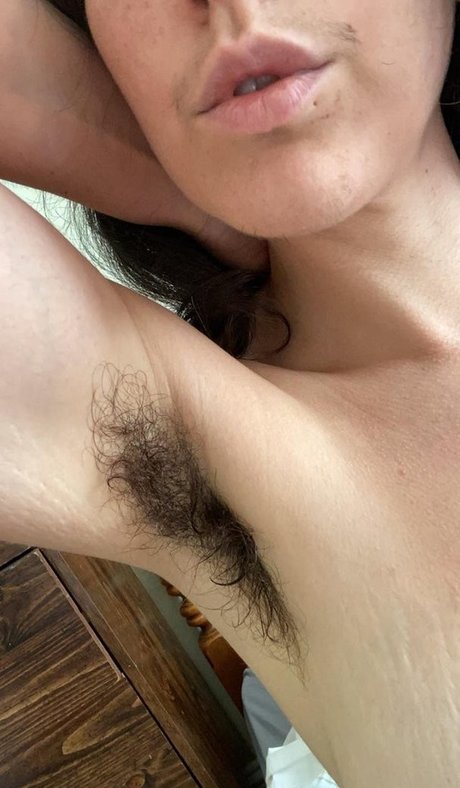 Scarlet Labelle étoile de l'art img