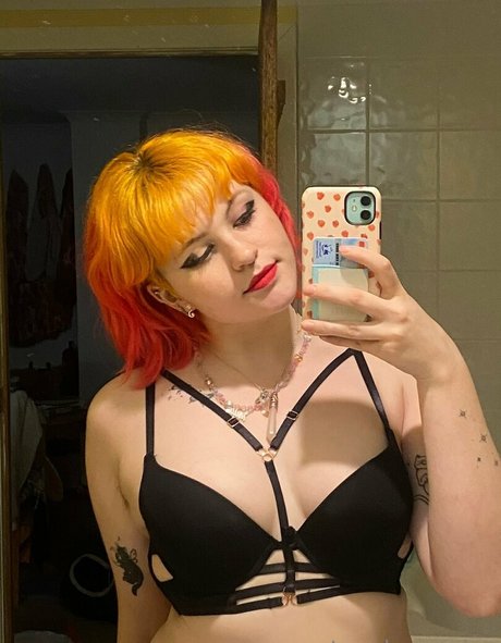 strawbryspice modèle porno images