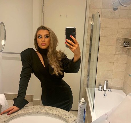 Morgan B art de star du porno photo