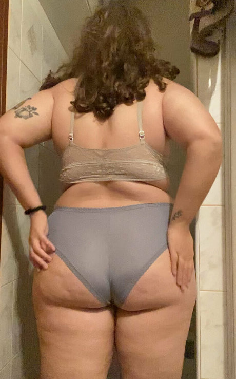 cutecatanna modèle érotique images