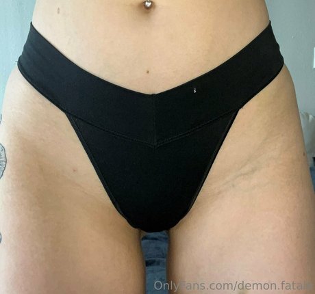 demon fatale actrice adulte des photos