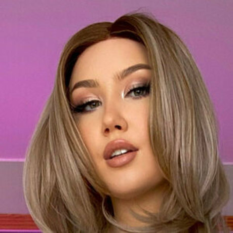 Elenastrikes étoile xxx galerie