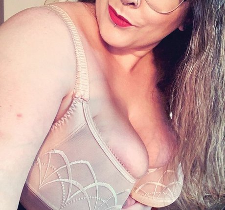 Penelope34J modèle de sexe galeries