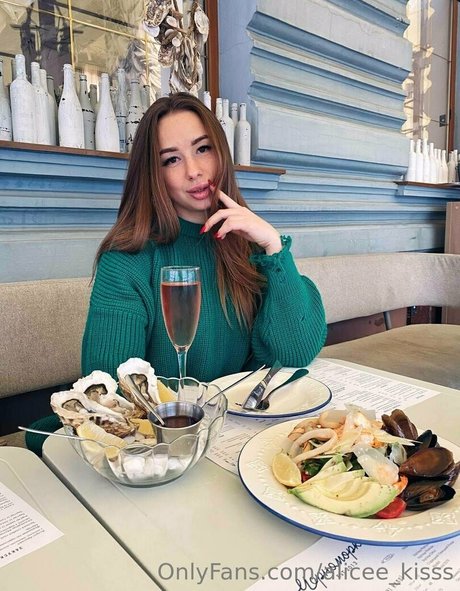 alicee kisss top star des photos