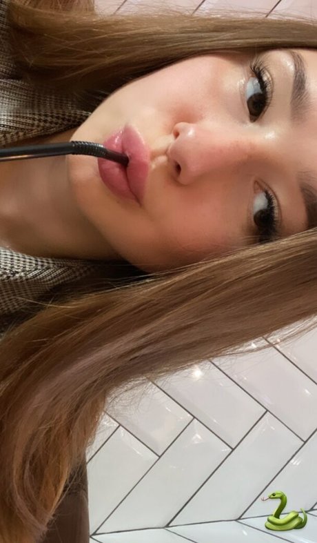 alicee kisss modèle pornographique photo