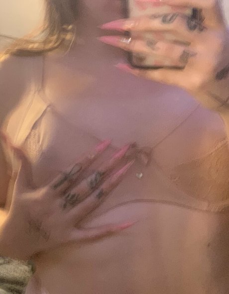 doigté ébène onlyfans pornographique adulte archive