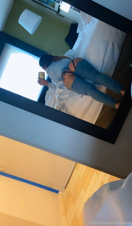 sisipesos actrice xxx photo