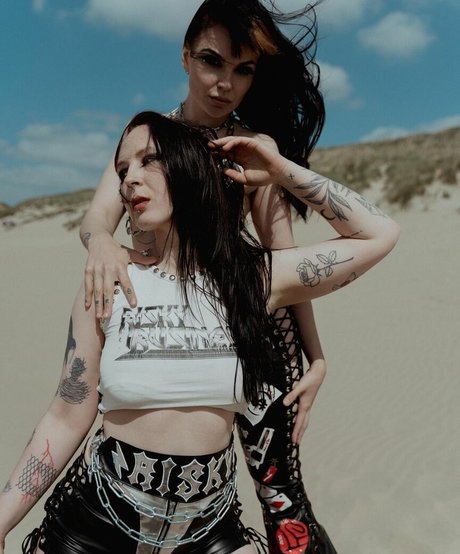 Angelina Vehera art de star du porno des photos