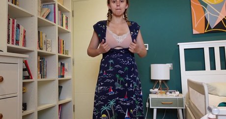 Hannah Witton sexe star photo