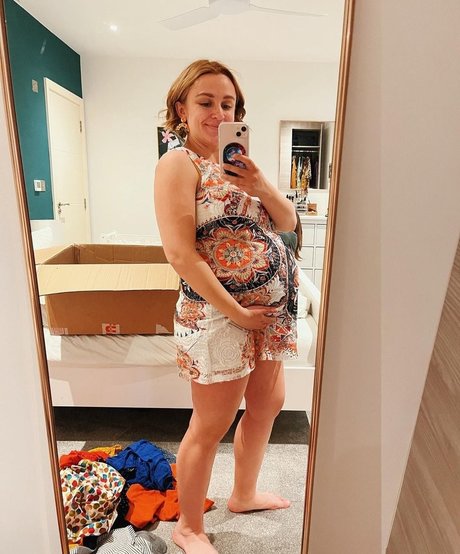 Hannah Witton jolie star du porno img