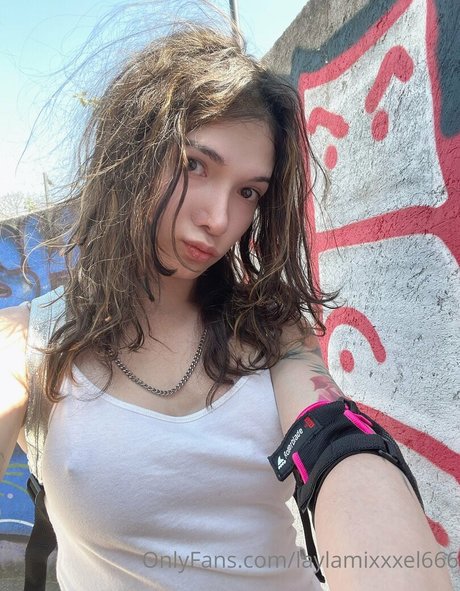 laylamixxxel666 actrice érotique photos