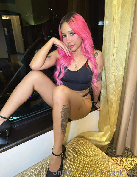 kittenkirari modèle porno galerie