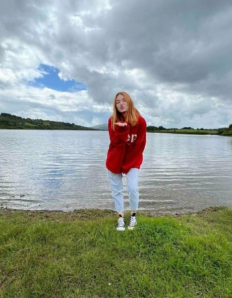 sonyasolanski haut étoile galeries