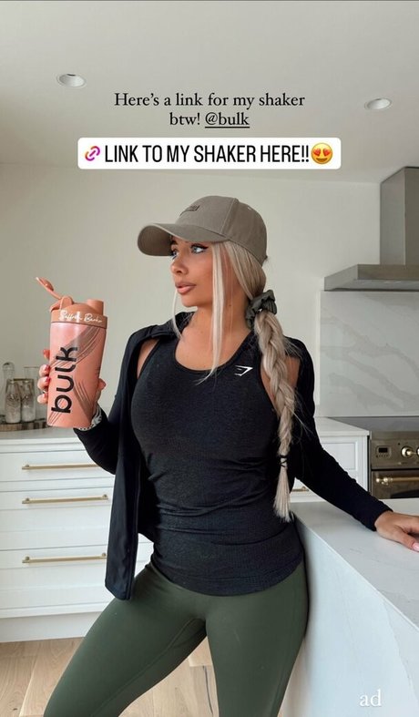 Saffron Barker étoile de haute qualité galerie