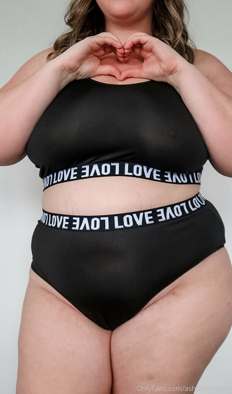 ashleytheteasefree modèles nus galeries