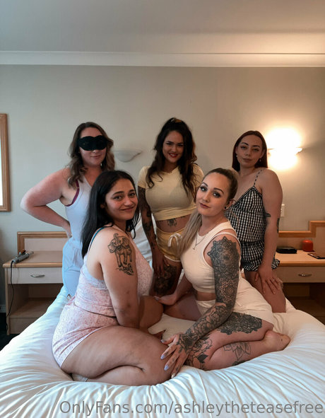 ashleytheteasefree étoile chaude images