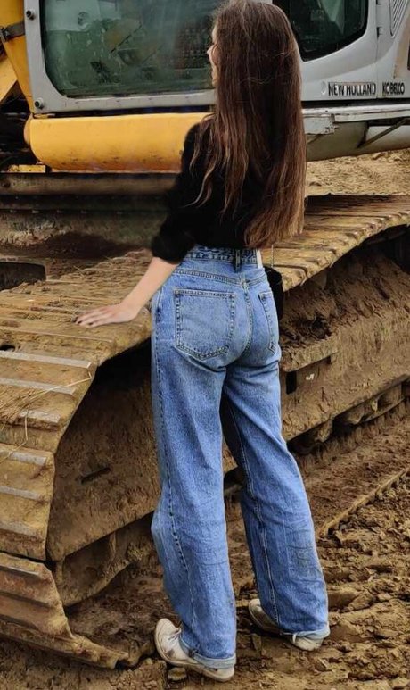 Rapunzel ASMR actrice artistique archive