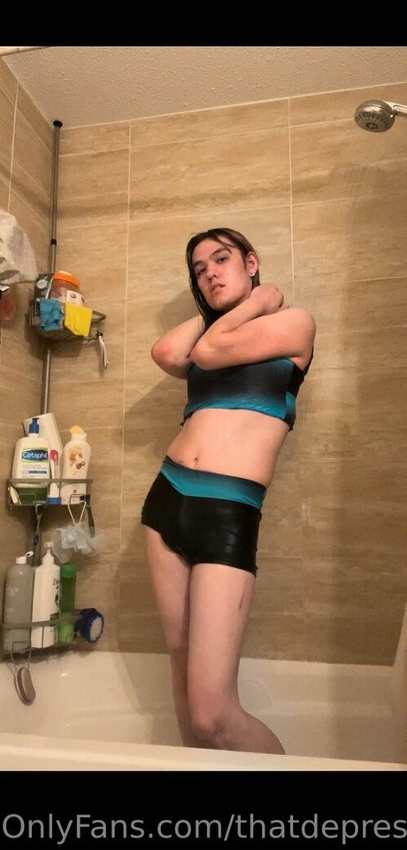 célèbres nains onlyfans libre nu img