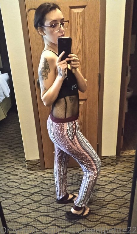 misssweetpetite22 modèle hd photo