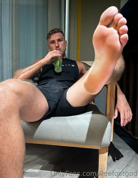 freefootgod actrice hd galeries